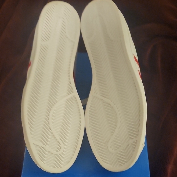 ♥️Adidas White and Red Superstar Shoes♥️ - Picture 9 of 13